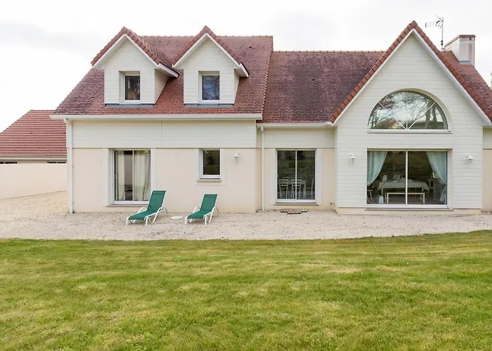 Villa Tracy